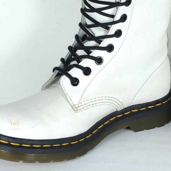 Dr. Martens Women's Pascal US7 White Leather Lace Up Ankle Combat Boots 11821 - Picture 14 of 16